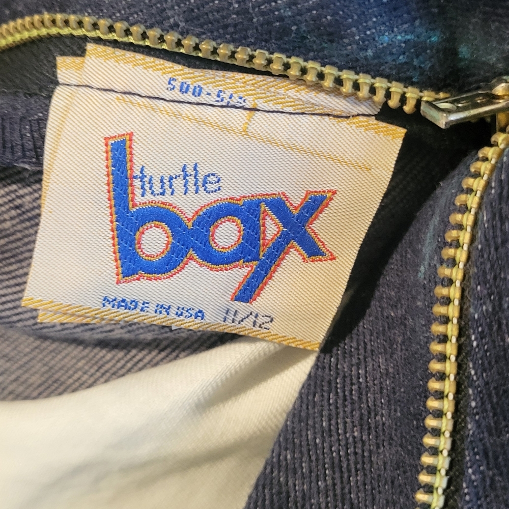 Ultra Cool Hipster Vintage Jeans by Turtle Bax - Picture 3 of 7